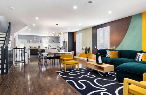 Lower Lawrenceville House | 2 Homes Side By Side! Sleeps 16!