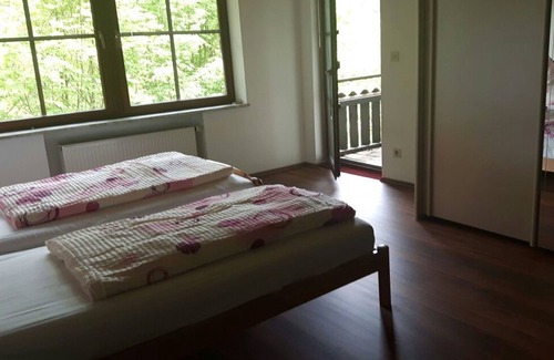 Wilhelmsthal House | 2 houses together. 60 meters wide. In the forest. No neighbor.