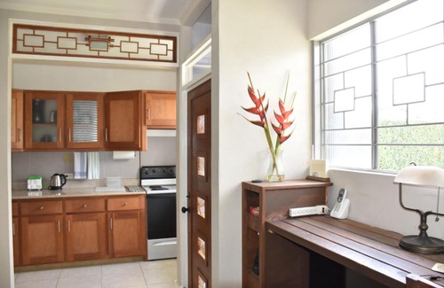 Beverly Hills Apartment | 2 Karachi Too