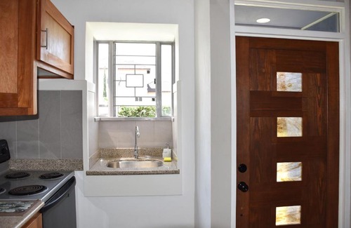Beverly Hills Apartment | 2 Karachi Too