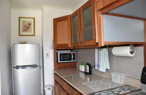 Beverly Hills Apartment | 2 Karachi Too