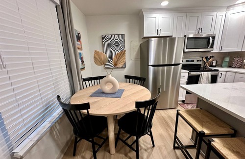 East Ocean View Apartment | 2 king beds -2nd floor walk 2 beach apt1