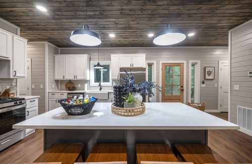 Pickens Cabin | 2 King Suites tucked under beautiful tall pines-games-hot tub-firepit-huge deck-