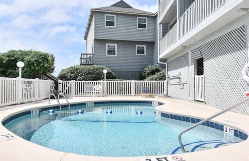 Surfside Beach Condo | 2 Large Bedrooms, Double Oceanfront Balcony, Full size kitchen, Pool!