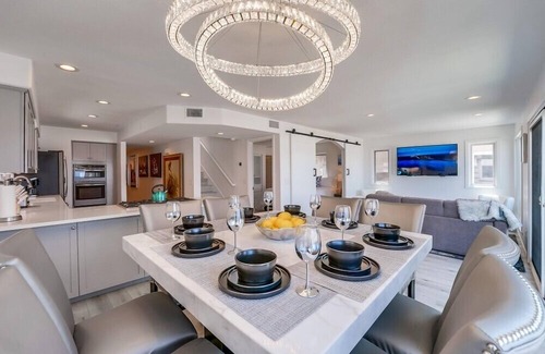 Mission Beach House | 2 Levels of Ocean Front + Exclusive Water View Deck