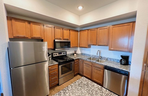 Grandville Apartment | 2 Luxury suites with parking at The Grand Castle