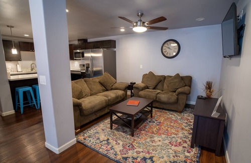 Flagstaff House | 2 Master Suites - Close to NAU, With AC