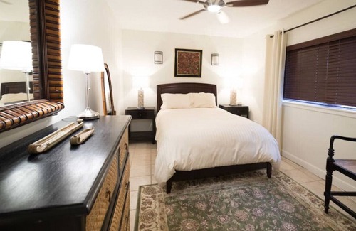 Estate Enighed Apartment | 2 masters, 4 bedrooms, Poolside.