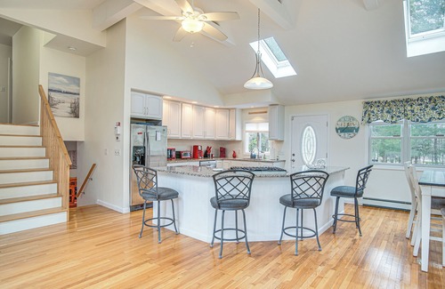 East Falmouth Cottage | 2 Mi to Beach: East Falmouth Home w/Game Room