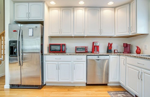East Falmouth Cottage | 2 Mi to Beach: East Falmouth Home w/Game Room