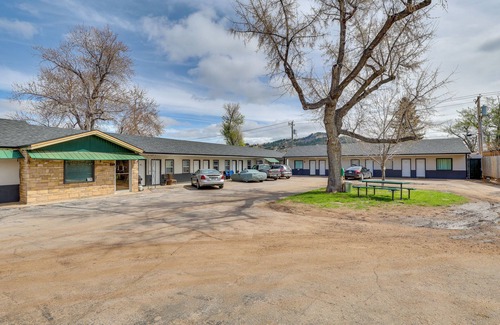 Spearfish Apartment | 2 Mi to Black Hills Nat’l Forest: Convenient Pad!