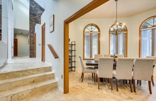 Temple Crest House | 2 Mi to Busch Gardens Retreat in Scenic Community