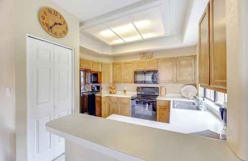 Mesa Condo | 2 Mi to Dtwn: Condo w/Patio in Mesa!