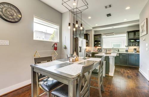Northside House | 2 Mi to Dtwn: Modern Houston Home w/Private Patio