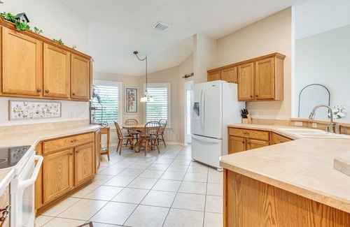 Winifred House | 2 Mi to Lake Sumter Landing: Spacious Golf Retreat