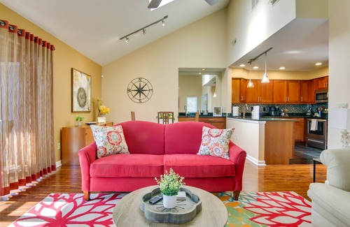 Rehoboth Beach Condo | 2 Mi to Ocean: Rehoboth Beach Condo w/Pool Access