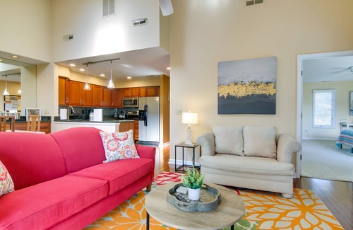Rehoboth Beach Condo | 2 Mi to Ocean: Rehoboth Beach Condo w/Pool Access