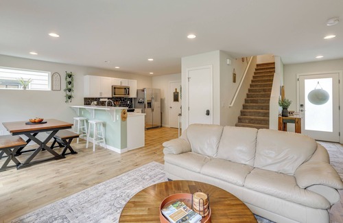 Port Angeles House | 2 Mi to Olympic National Park: Hot Tub Haven!