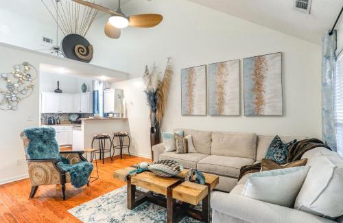 Cordova House | 2 Mi to Shelby Farms Charming Family Home with Yard
