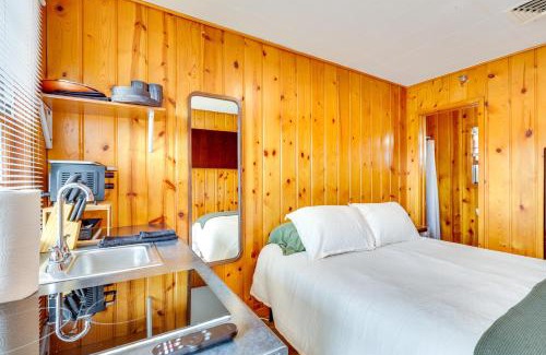 Spearfish Apartment | 2 Mi to Spearfish Canyon Central Getaway!