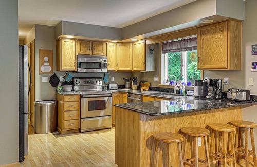 Warsaw House | 2 Mi to Woodbury Wildlife Area: Cozy Farmhouse!