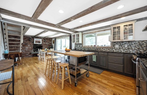 Buzzards Bay House | 2 Mins to Beach + Heated Saltwater Pool, Views!