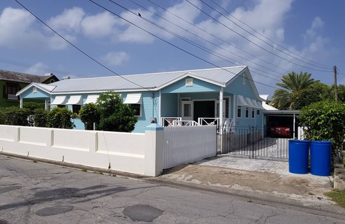 Rockley Apartment | 2 minute Walk to Beach, Newly Renovated, 2 Bedroom 2 Bathroom Apartment #1