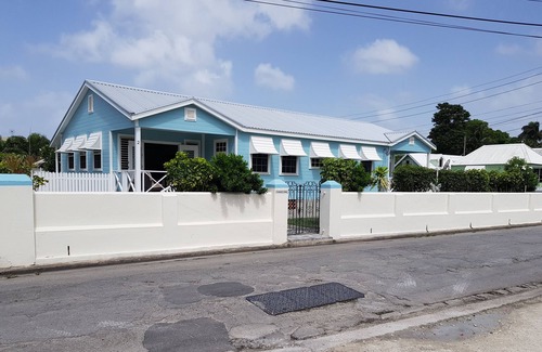 Rockley Apartment | 2 minute Walk to Beach, Newly Renovated, 2 Bedroom 2 Bathroom Apartment #2