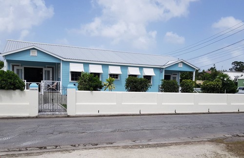 Rockley Apartment | 2 minute Walk to Beach, Newly Renovated, 2 Bedroom 2 Bathroom Apartment #2