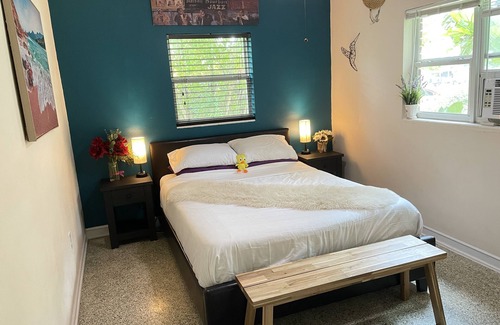 Orlando House | 2 Minutes to Universal Studios Theme Parks - Central, Relaxing and Chic 1BR