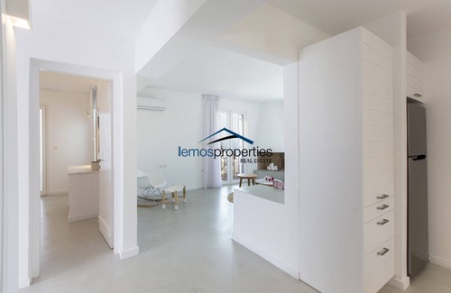 Koundouros House | 2 modern houses with a sea view & swimming pool, ideal for 2 families or friends