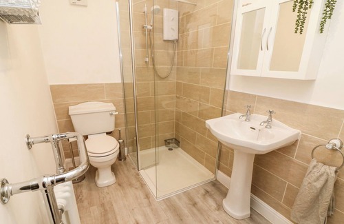Knott End-on-Sea Cottage | 2 MORTON COTTAGES, pet friendly, with open fire in Garstang