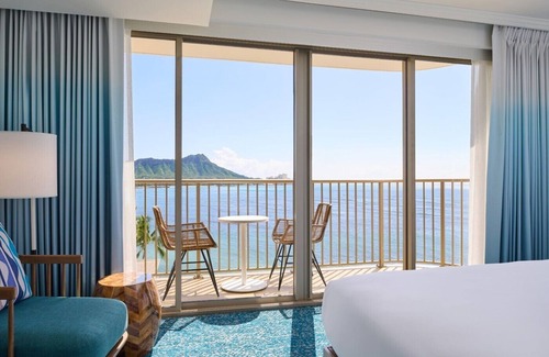 Waikiki Resort | 2 Oceanfront Accommodations at OUTRIGGER Waikiki Beach Resort! W/Outdoor Pool!