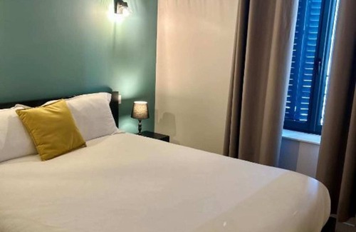 Chatel-Guyon Apartment | 2-person air-conditioned 1-bedroom apartment near Aïga Resort Puy Chopine 101