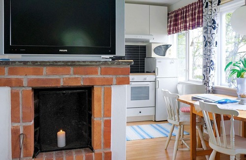 Vanersborg Municipality House | 2 person holiday home in FRÄNDEFORS