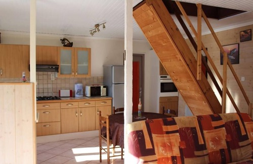 Plomodiern House | 2-person house with sea view 600 meters from the beach