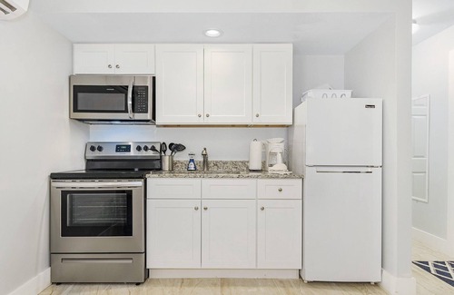 Matlacha Isles-Matlacha Shores Condo | 2 Person Studio with Patio - Island Paradise - Welcome to our stunning, newly renovated studio condo!