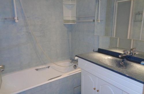 Le Lavandou Apartment | 2 pièces climatisé avec terrasse et parking - Centre ville Le Lavandou - FR-1-308-66