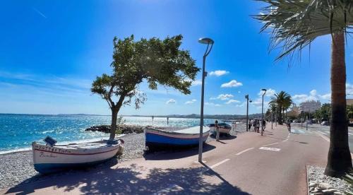 Cros-de-Cagnes Apartment | 2 pièces lumineux, proche plage, parking, clim, hippodrome