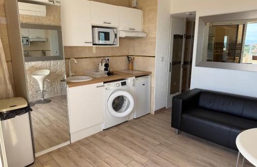 Naturist Village Apartment | 2 pièces, Port Nature 4 coursives, vue mer, face au Waïki