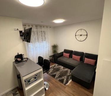 Rosny-sous-Bois Apartment | 2 PIECES proche du centre PARIS 15 min