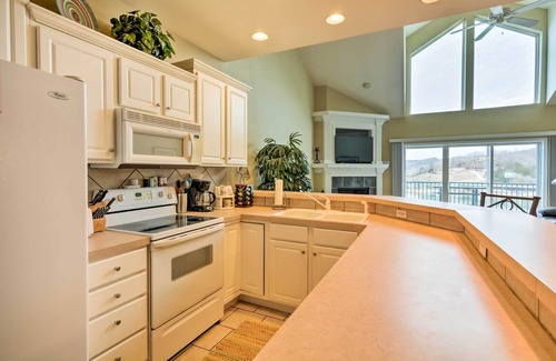 Camdenton Condo | 2 Pools: Waterfront Condo on Lake of the Ozarks!