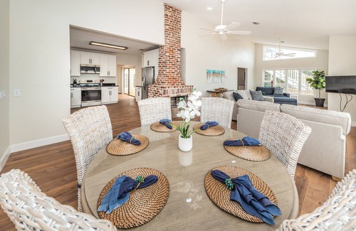Indian Shores House | 2 PRIVATE BEACH HOMES REMODELED W/HEATED POOL