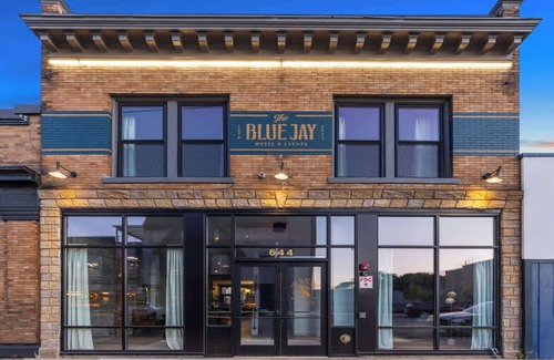 Grand Rapids Apartment | 2 Private King Suites – Downtown GR Getaway