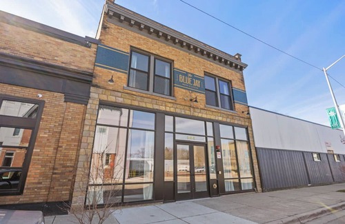 Grand Rapids Apartment | 2 Private King Suites – Downtown GR Getaway