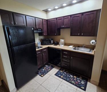 Florida Central Atlantic Coast Apartment | 2 Queen Suite Near Disney SeaWorld