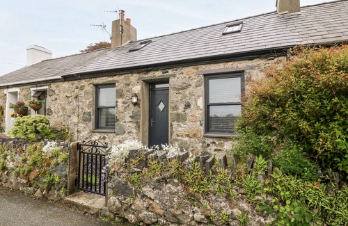Groeslon Cottage | 2 Rhoslyn