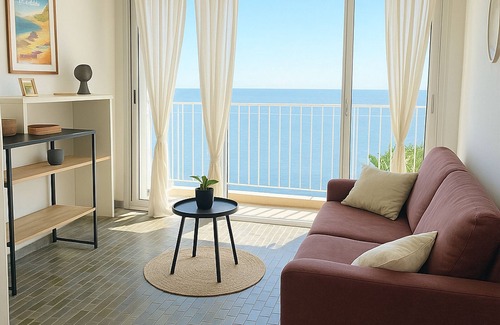 Mediterranee Apartment | 2-room apartment with balcony, seafront, fully equipped