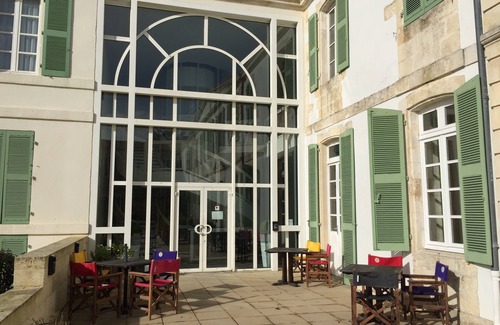 Saint-Martin-de-Re Apartment | 2 room apartment in residence standing with swimming pool