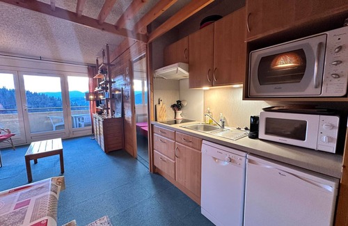 Villard-de-Lans Apartment | 2-room apartment with balcony at the foot of the slopes in Villard-de-Lans